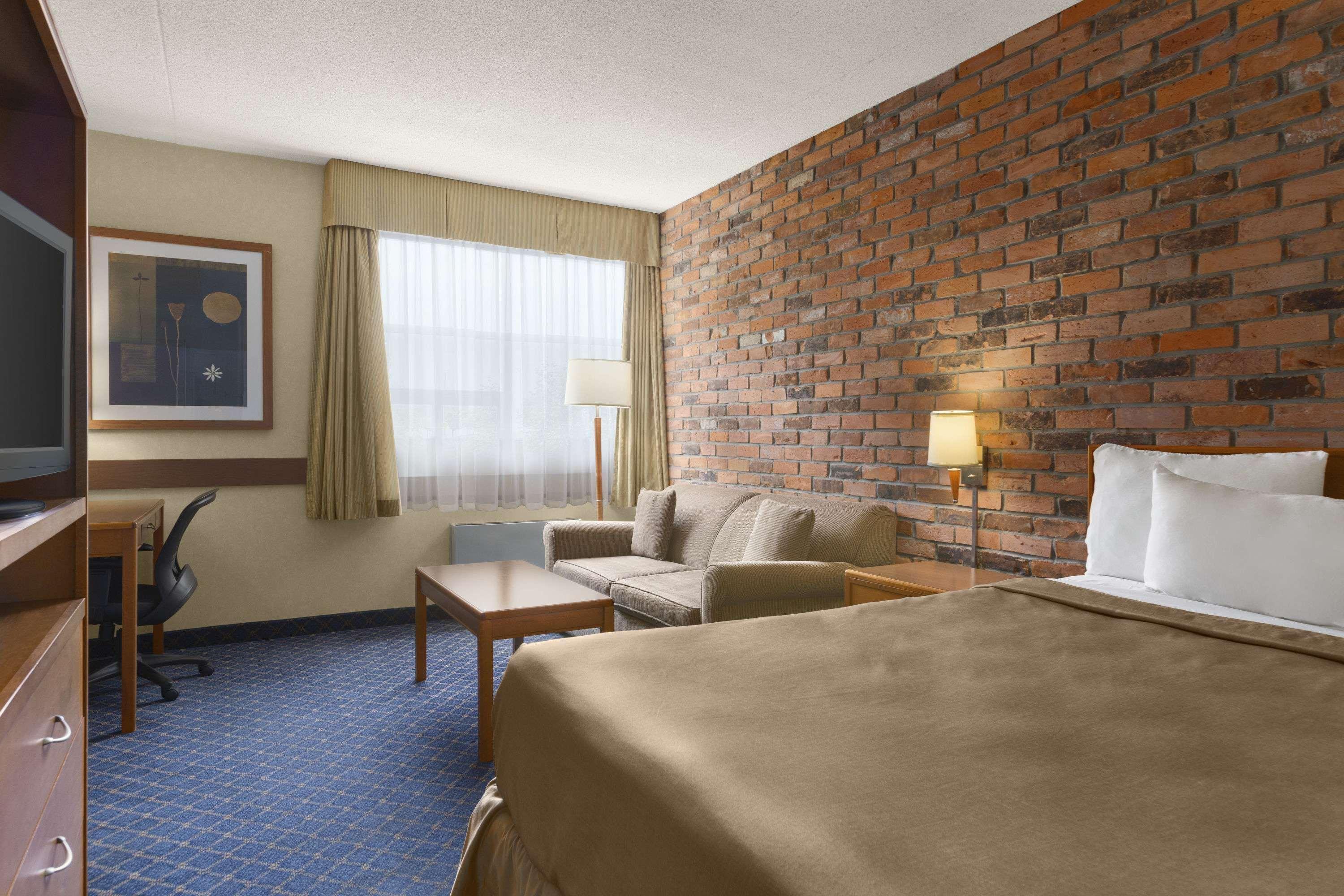 Travelodge By Wyndham Barrie Dış mekan fotoğraf