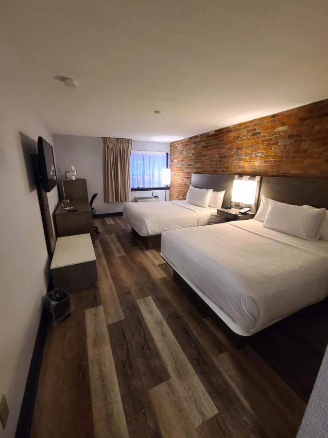 Travelodge By Wyndham Barrie Dış mekan fotoğraf