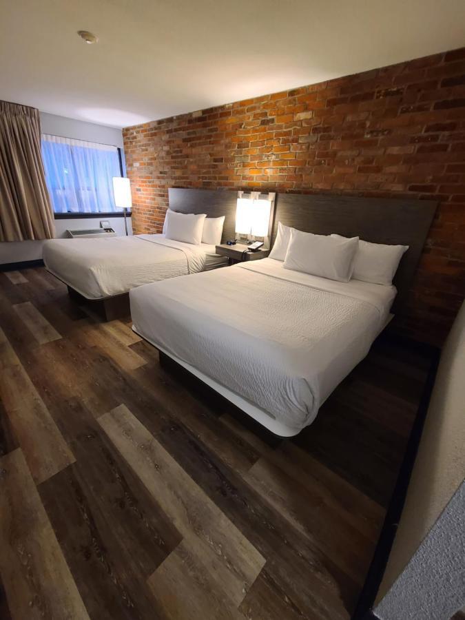 Travelodge By Wyndham Barrie Dış mekan fotoğraf