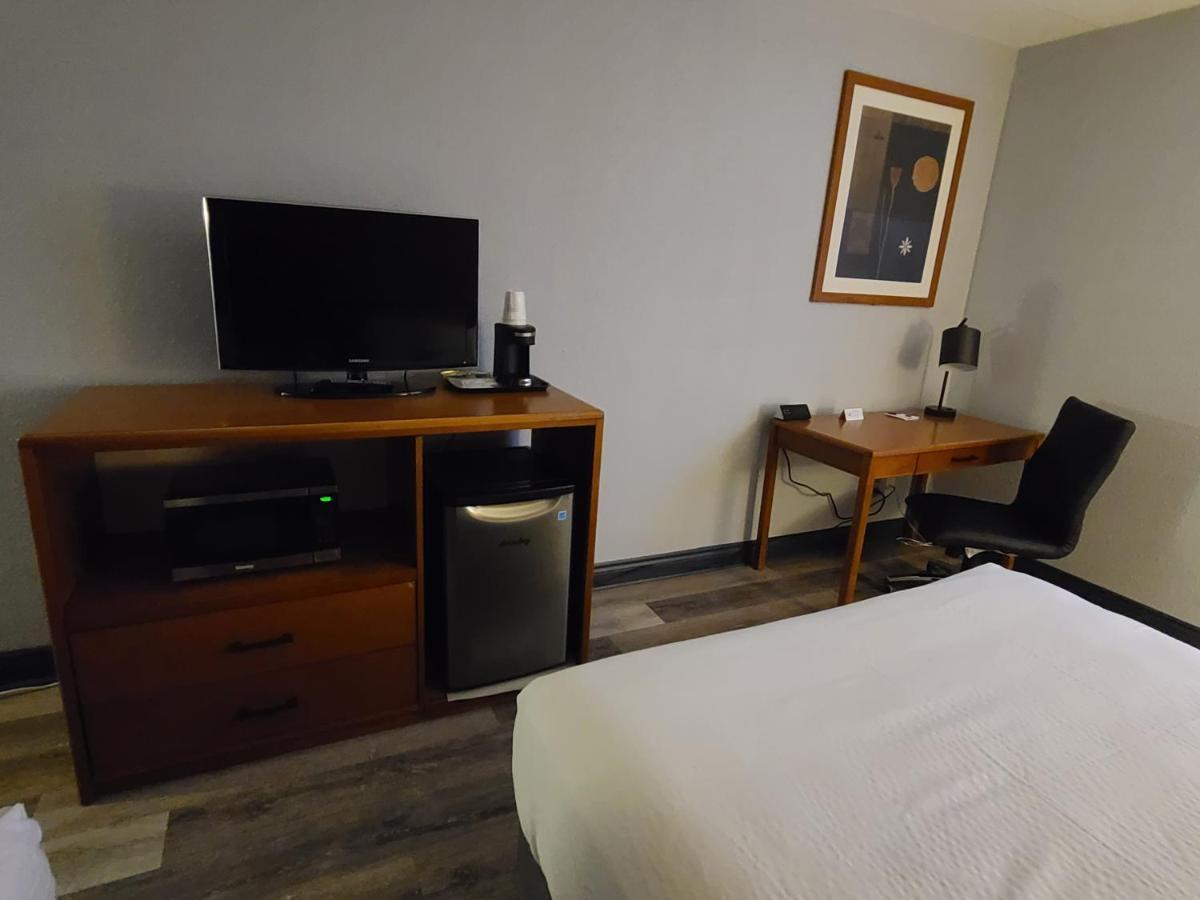 Travelodge By Wyndham Barrie Dış mekan fotoğraf