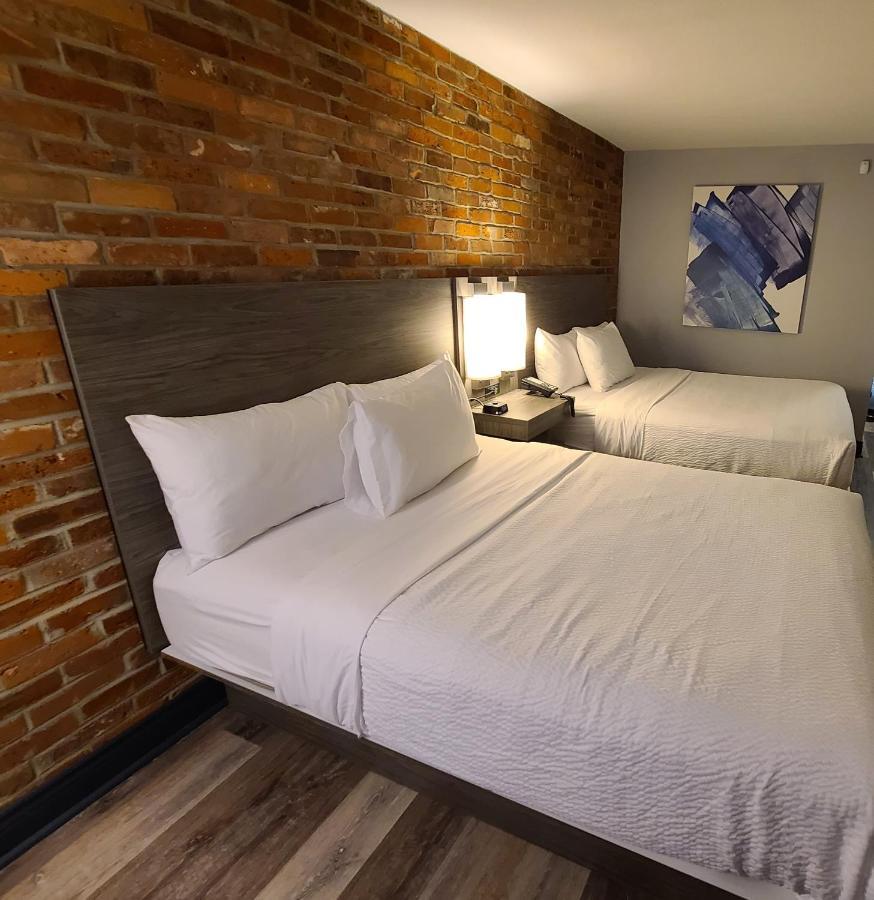 Travelodge By Wyndham Barrie Dış mekan fotoğraf