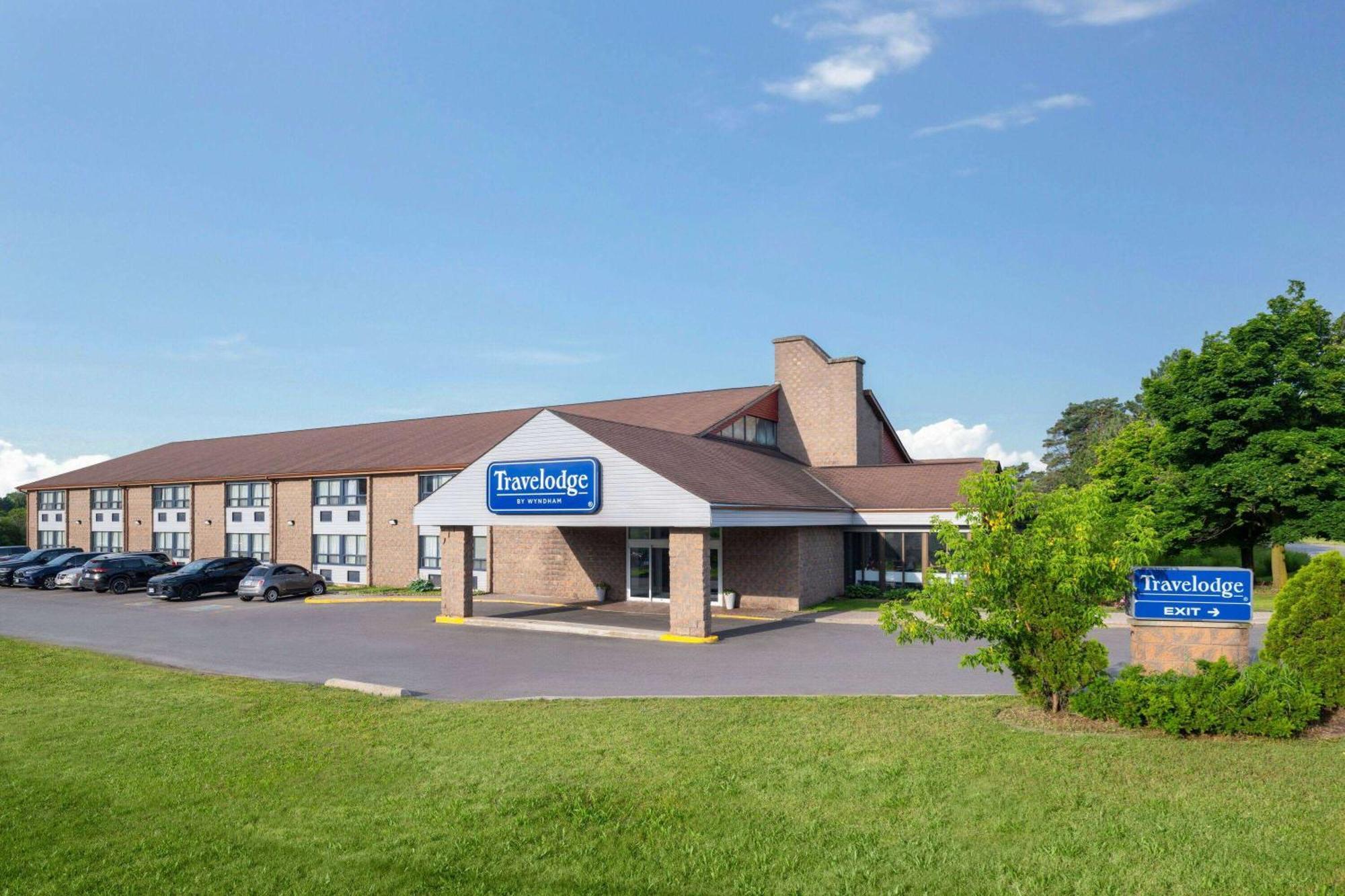 Travelodge By Wyndham Barrie Dış mekan fotoğraf